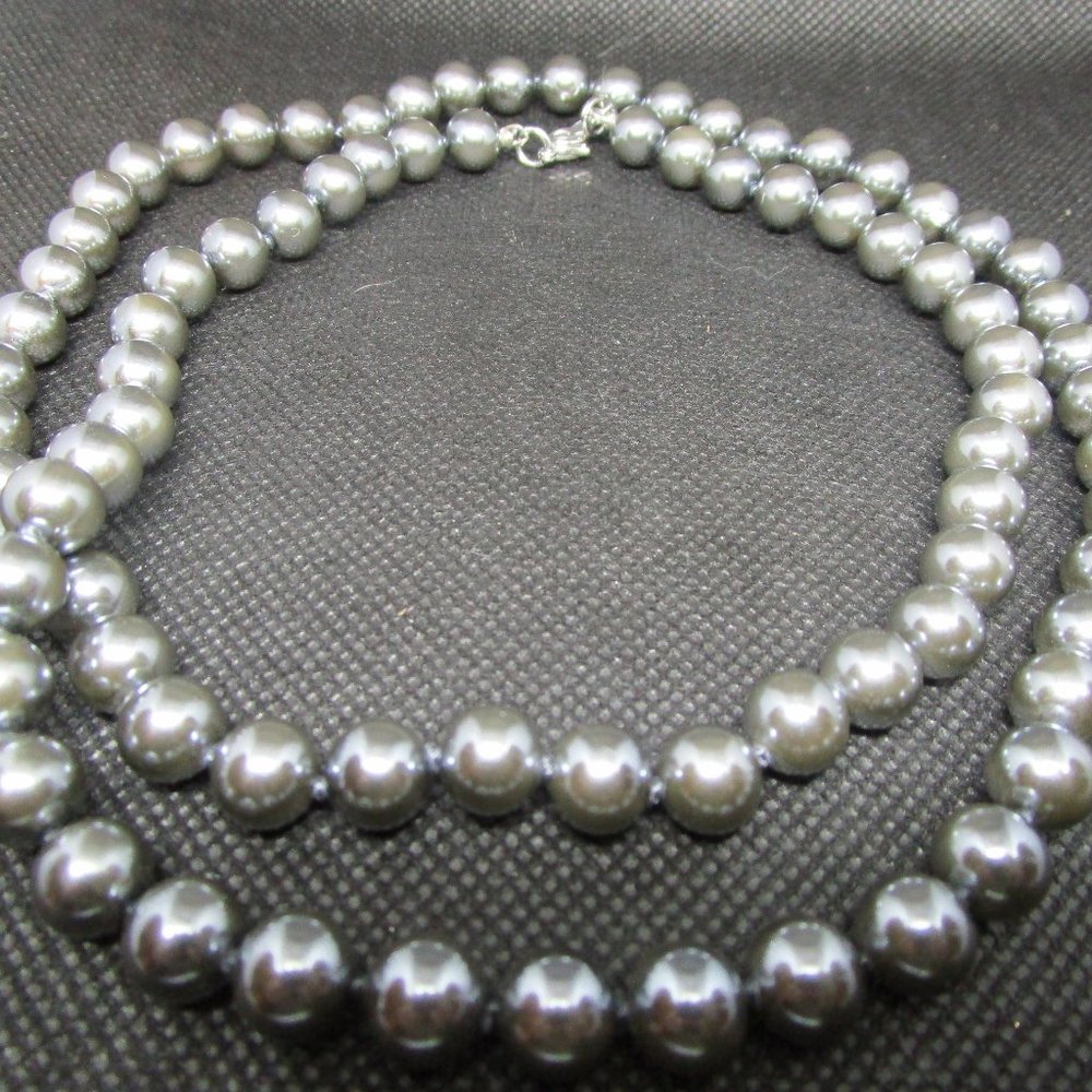 Silver Gray Pearl Bead Necklace